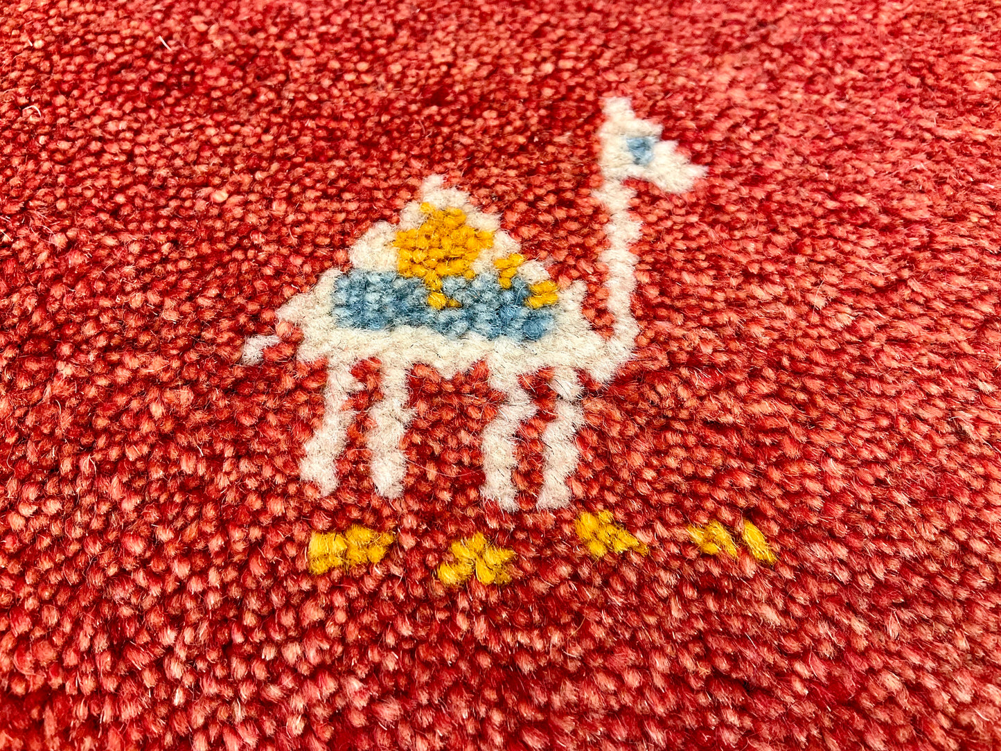 ギャッベ 40cm x 39cm AJ19733