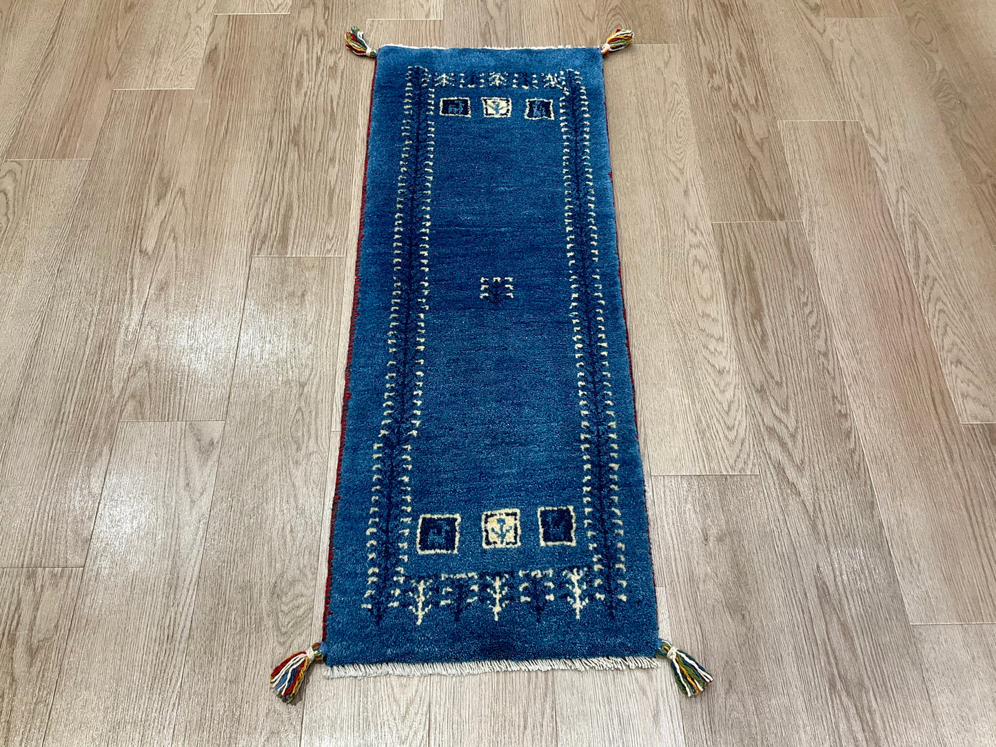 ギャッベ 117cm x 43cm RD7690