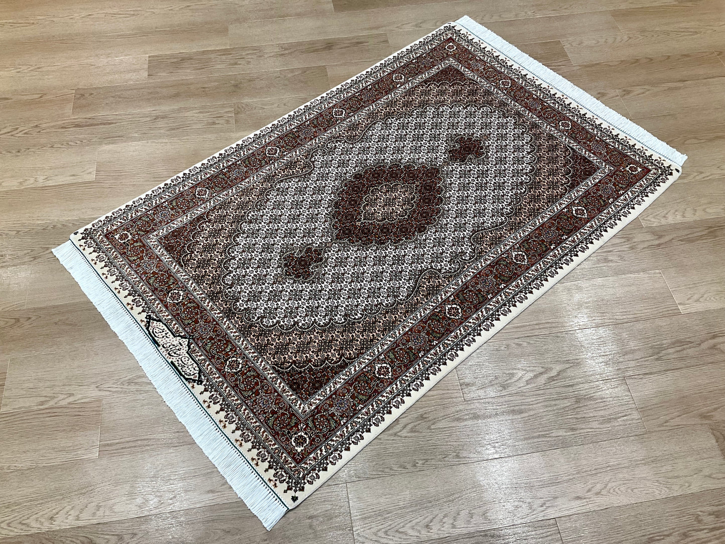 タブリーズ アブドラーヒ工房 161cm x 107cm NT16601