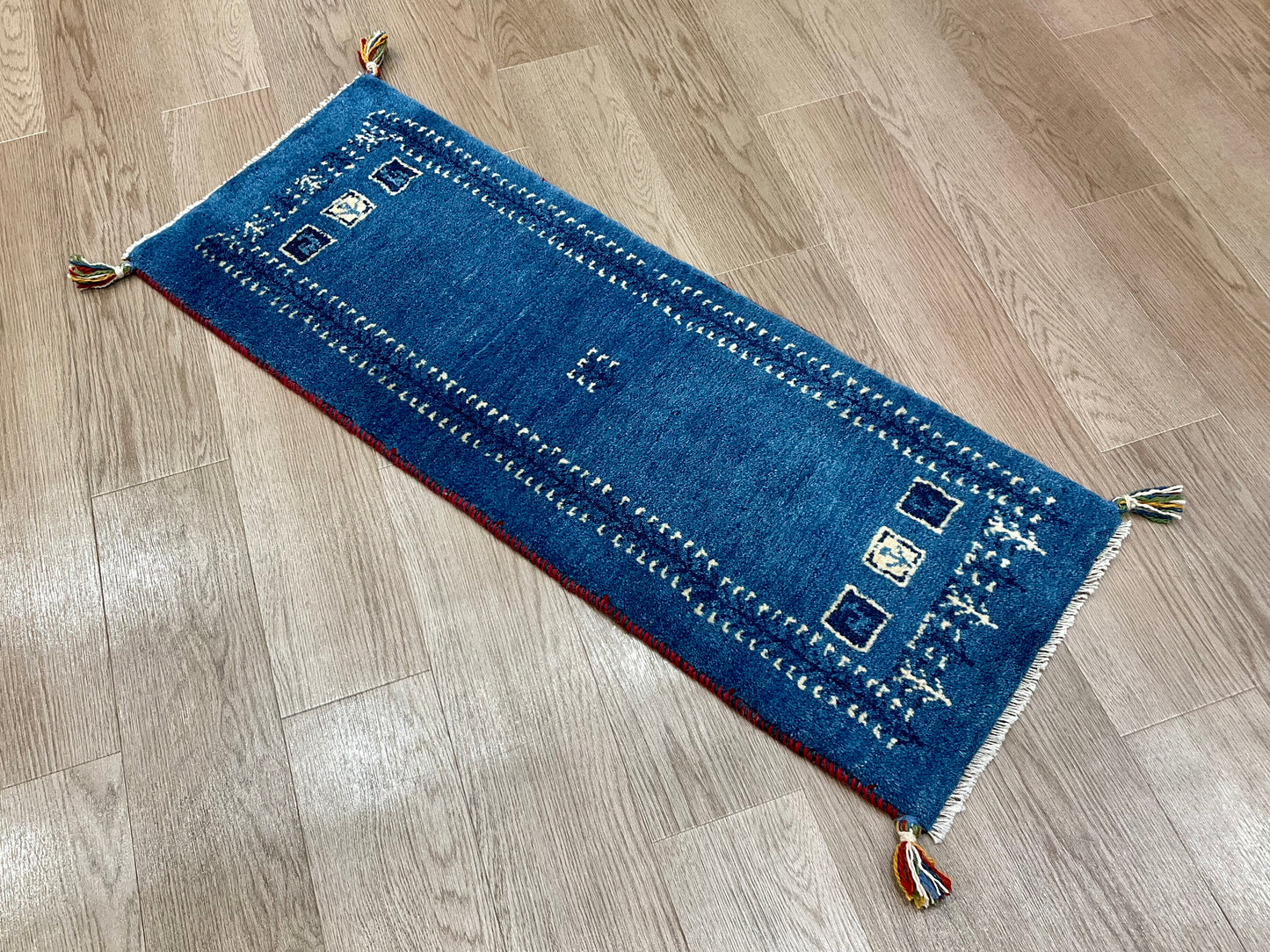 ギャッベ 117cm x 43cm RD7690