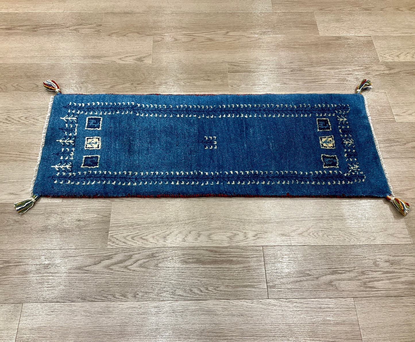 ギャッベ 117cm x 43cm RD7690