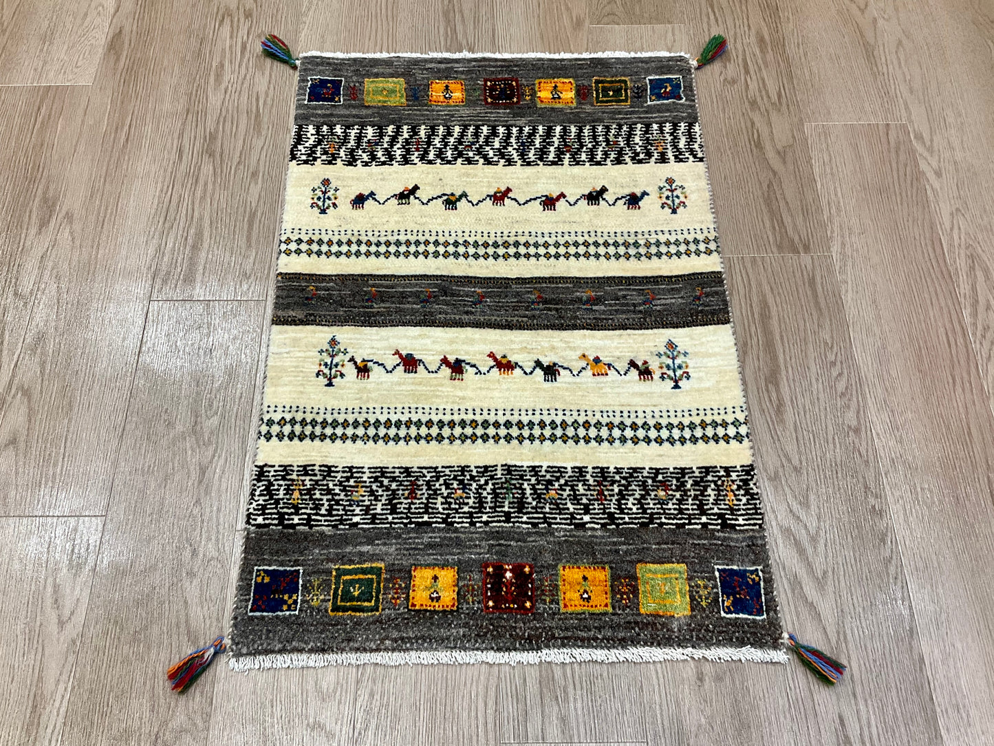 カシュクリ 90cm x 62cm RJ4938