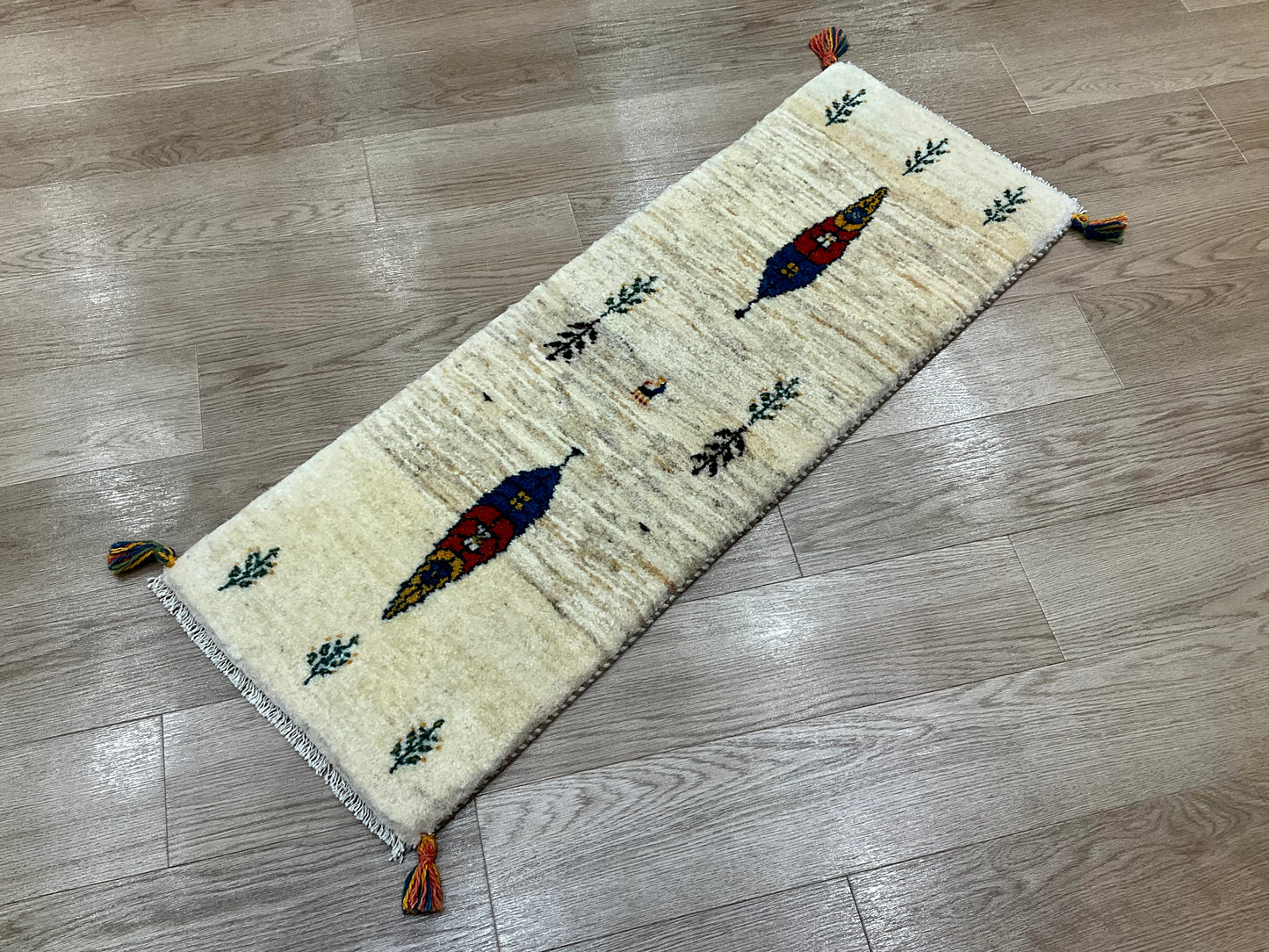 ギャッベ 115cm x 42cm RJ8770