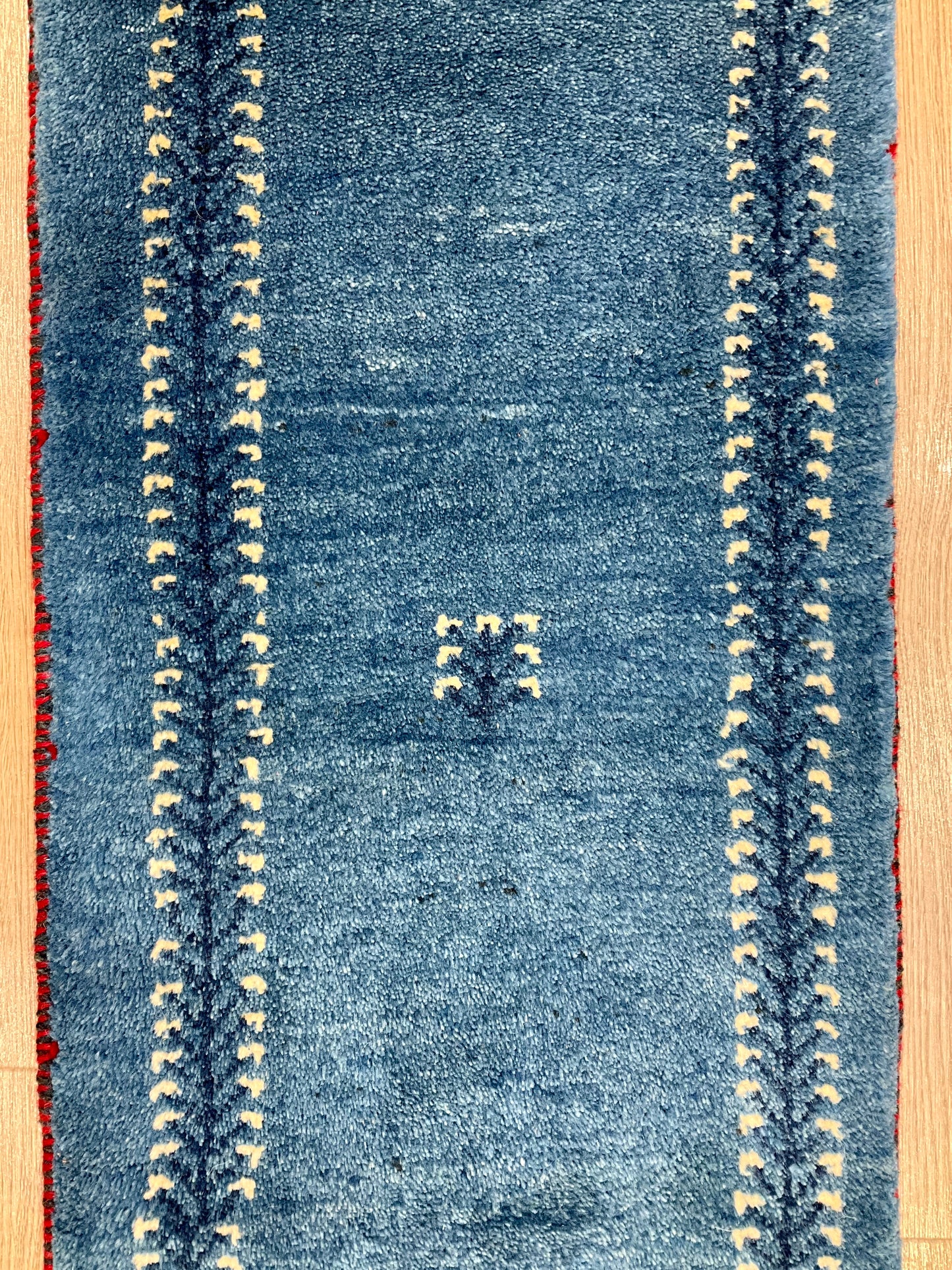 ギャッベ 117cm x 43cm RD7690