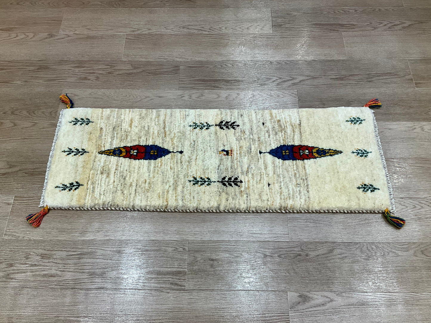 ギャッベ 115cm x 42cm RJ8770