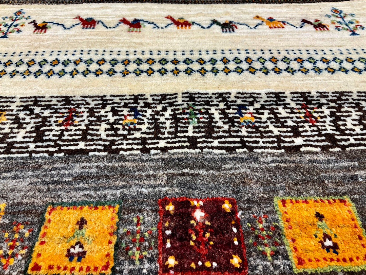 カシュクリ 90cm x 62cm RJ4938