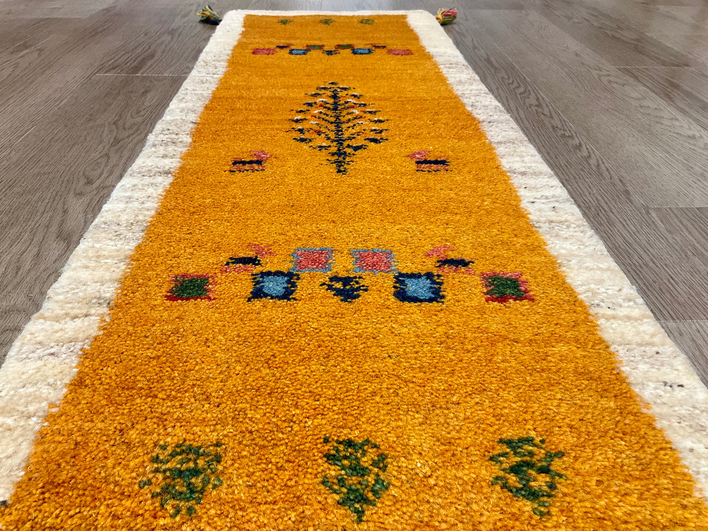 ギャッベ 115cm x 38cm RJ9654