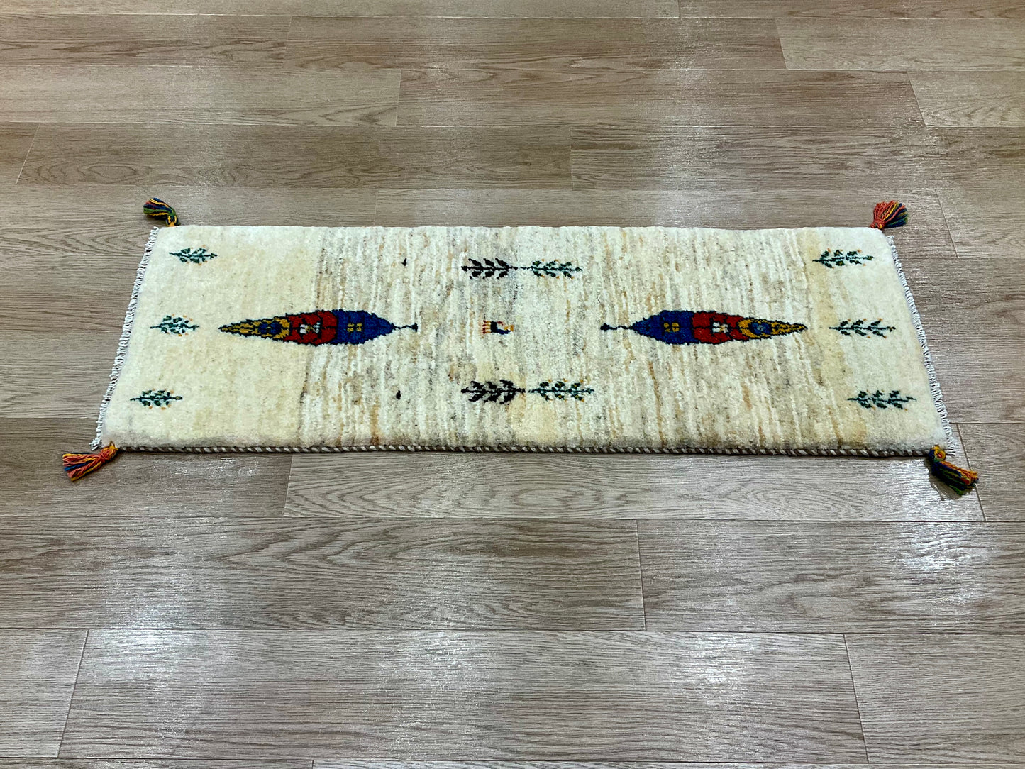 ギャッベ 115cm x 42cm RJ8770