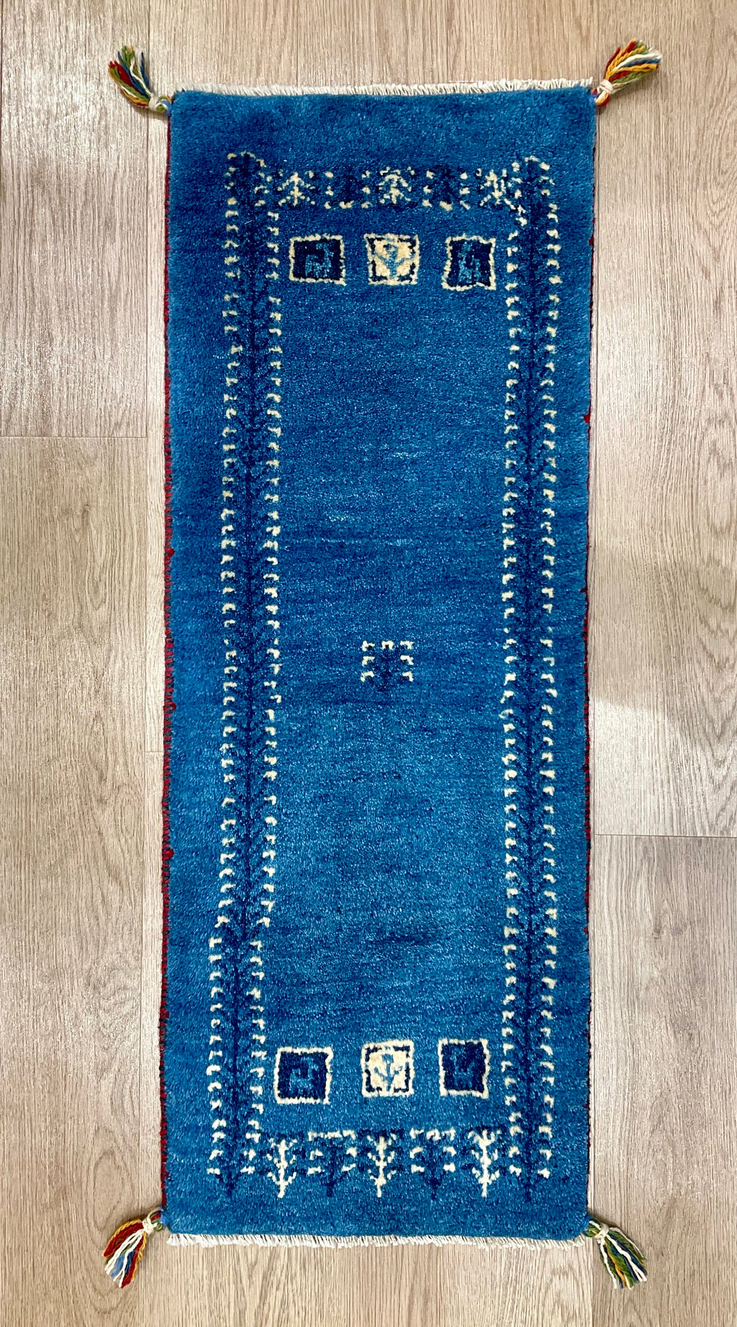 ギャッベ 117cm x 43cm RD7690