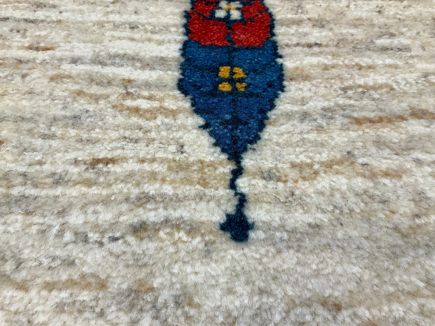 ギャッベ 115cm x 42cm RJ8770