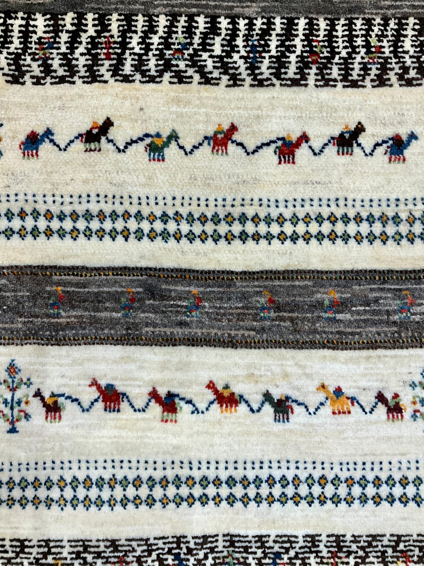 カシュクリ 90cm x 62cm RJ4938
