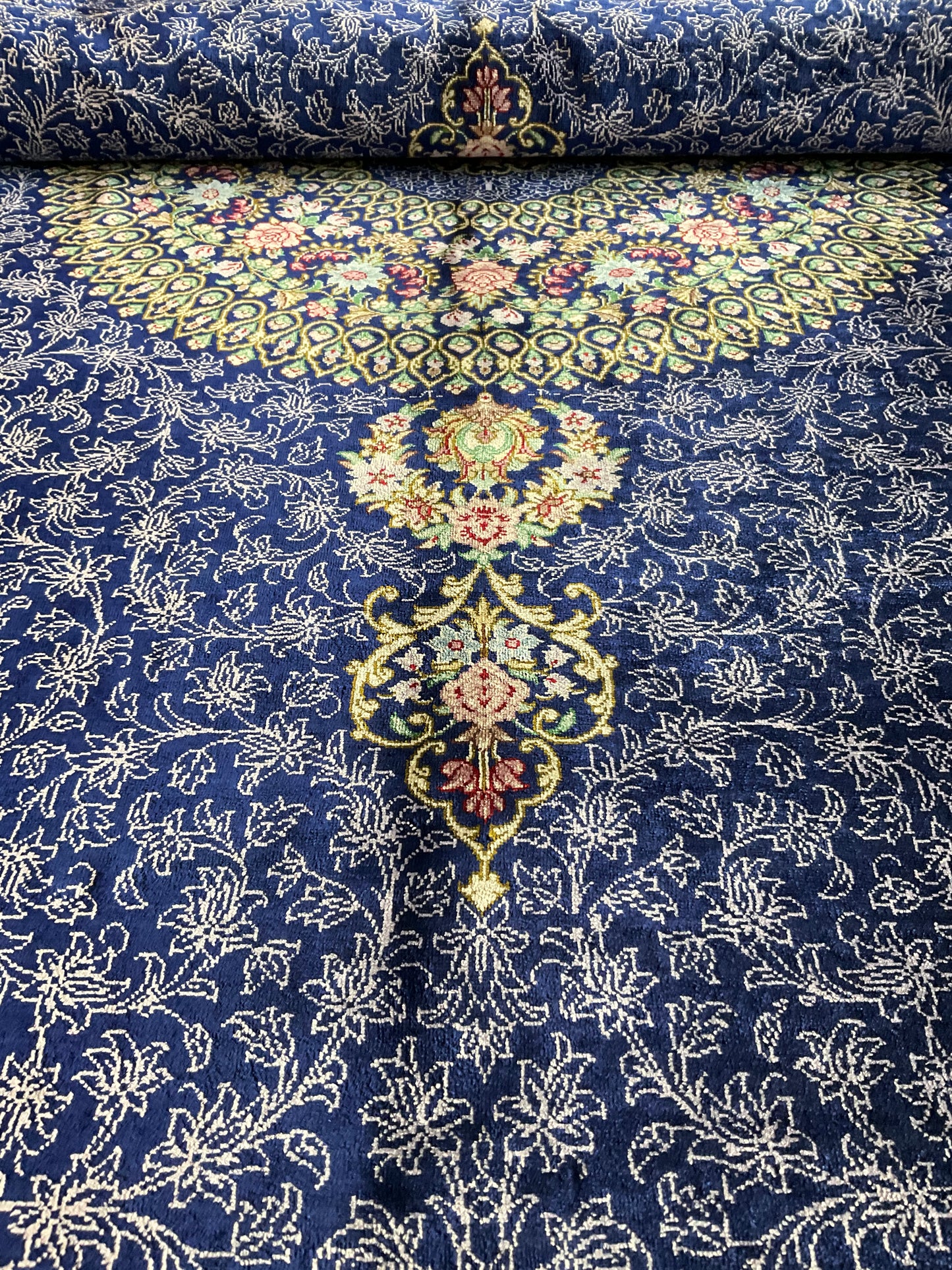 クム マスミ(マースミ)房 198cm x 134cm JM545