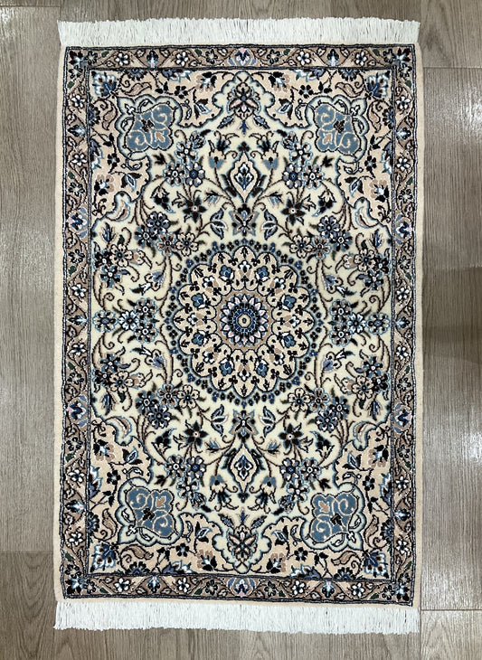 ナイン 95cm x 62cm NT16190