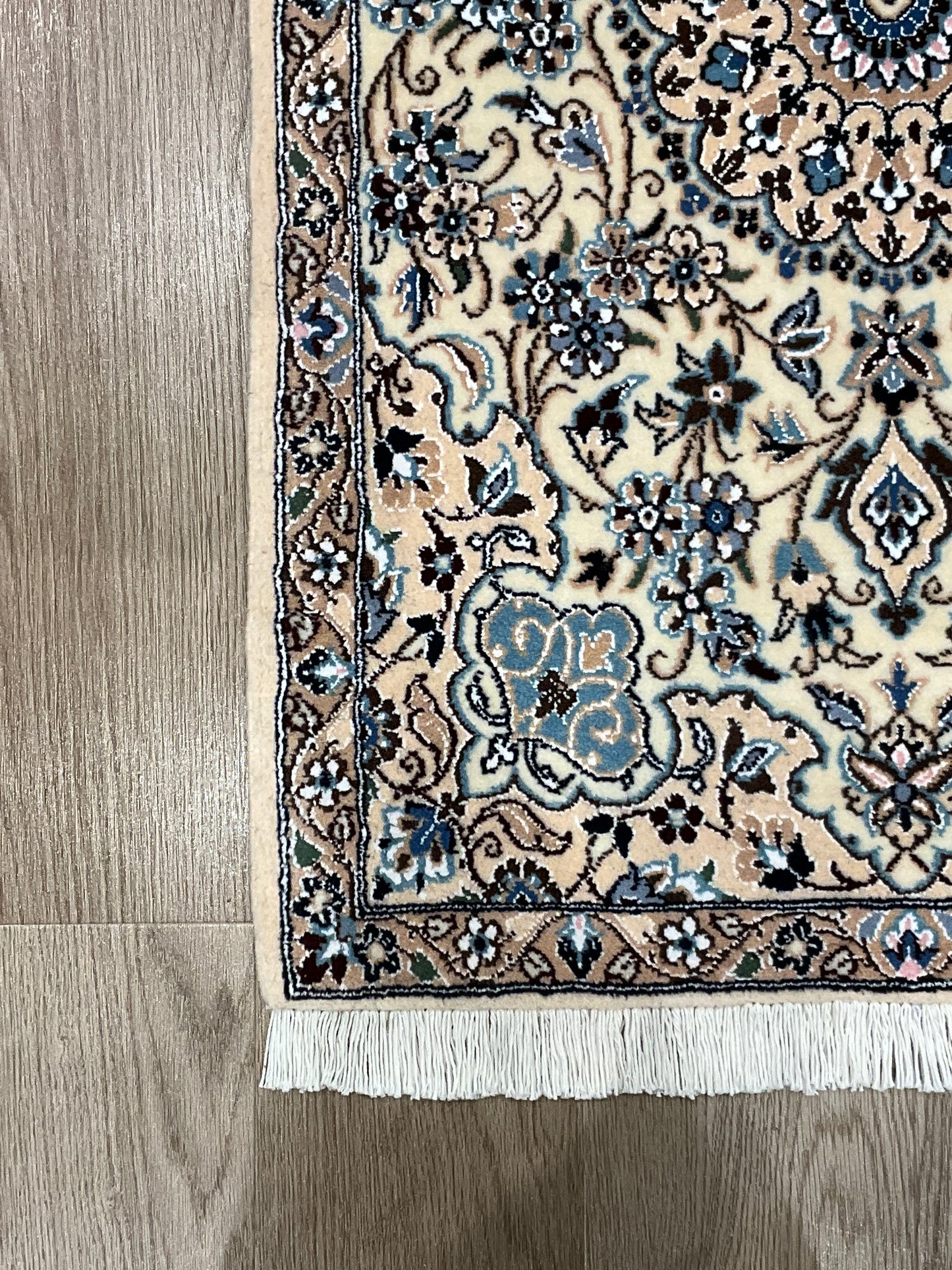 ナイン 95cm x 62cm NT16190
