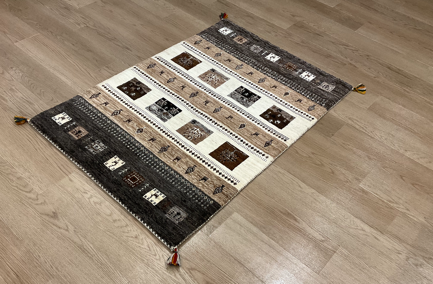 カシュクリギャッベ 130cm x 87cm RD13607