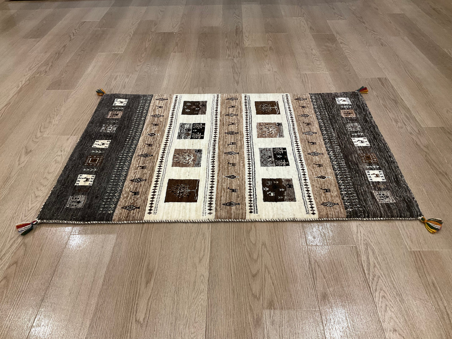 カシュクリギャッベ 130cm x 87cm RD13607