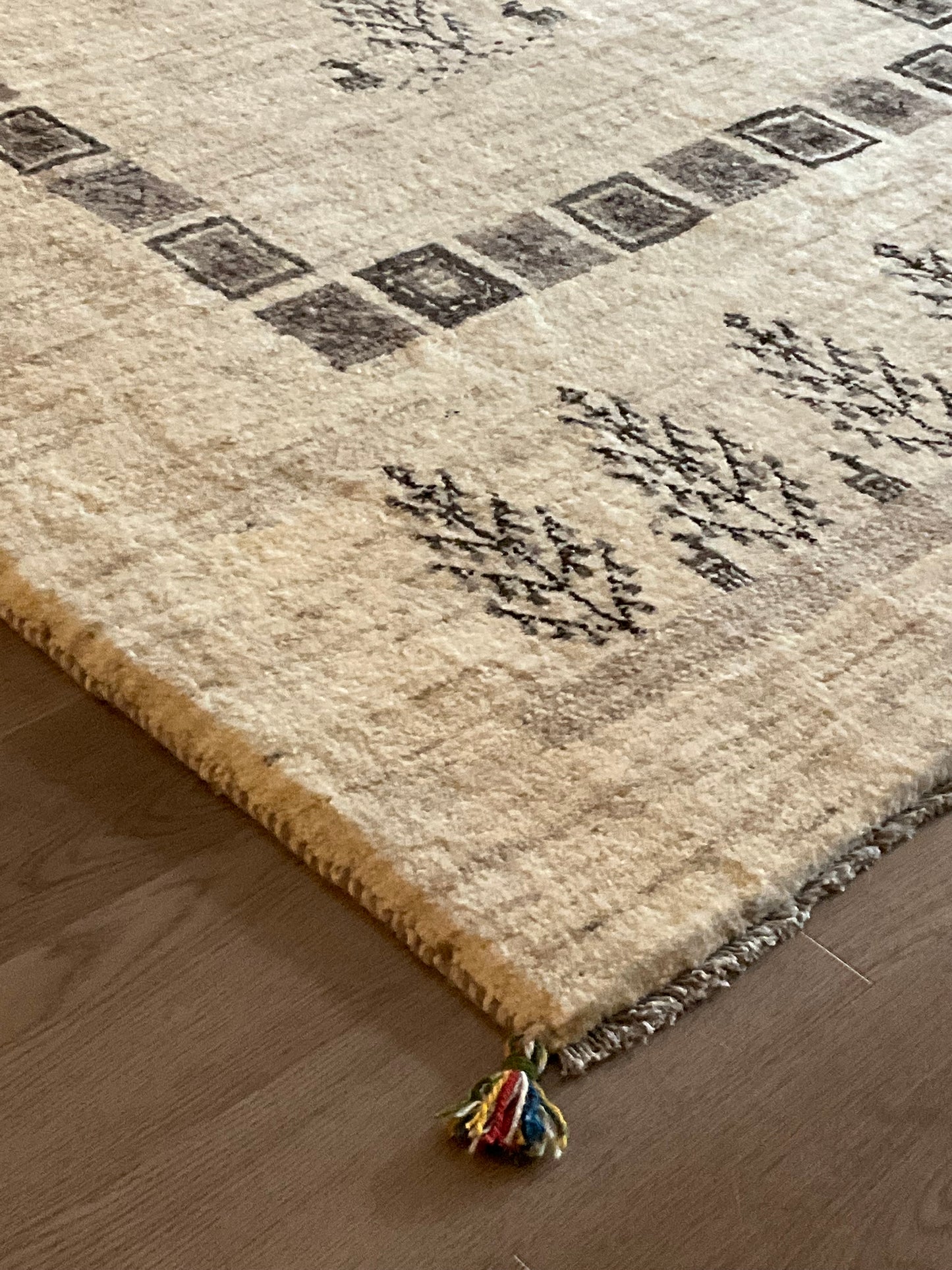 ギャッベ  192cm x 156cm RJ2125
