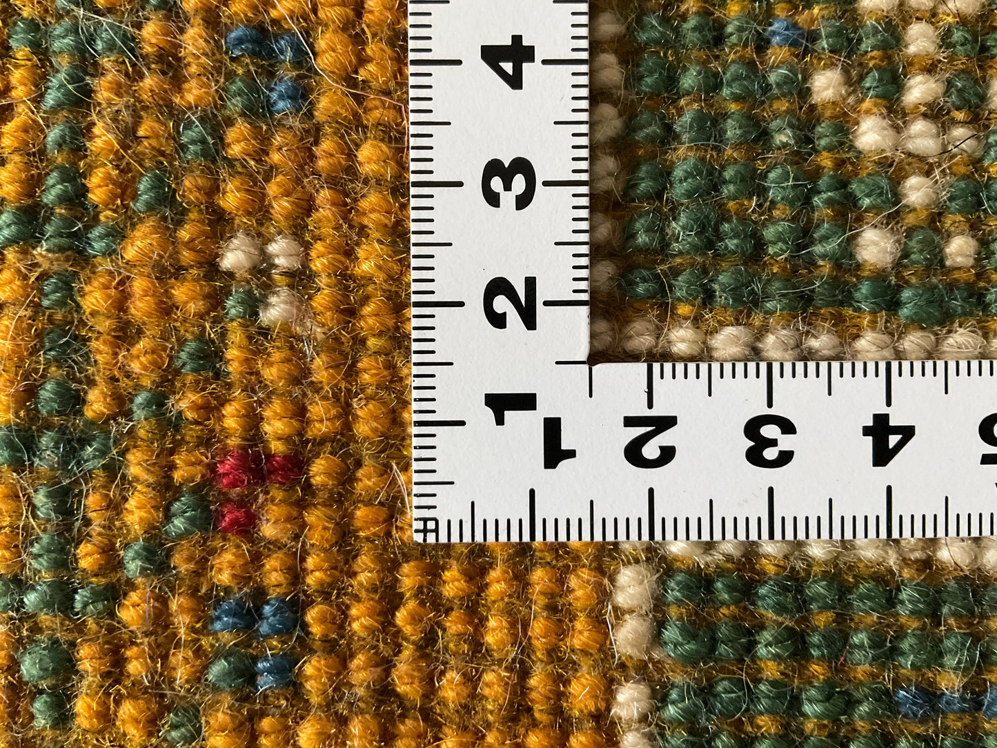 ギャッベ 40cm x 40cm AJ19544