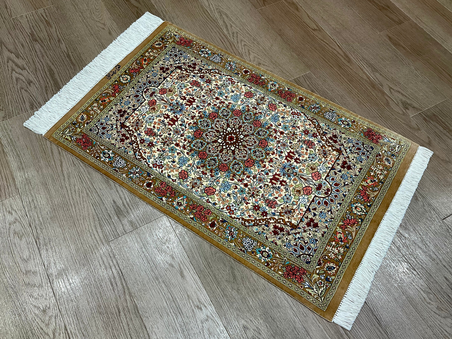 クム レザイ工房 92cm x 59cm A19135