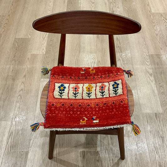 ギャッベ 42cm x 41cm AJ27271