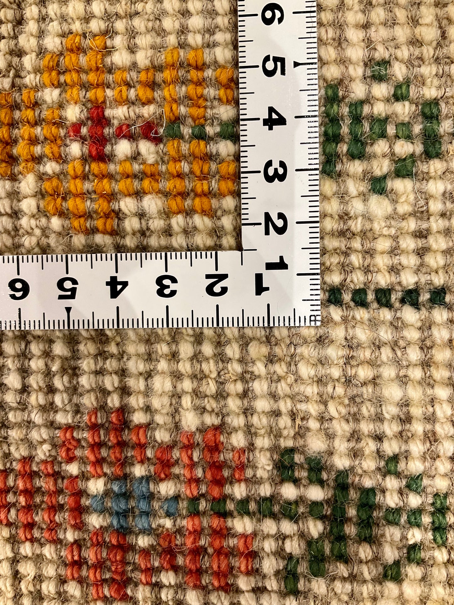 ギャッベ 56cm x 44cm NN16936