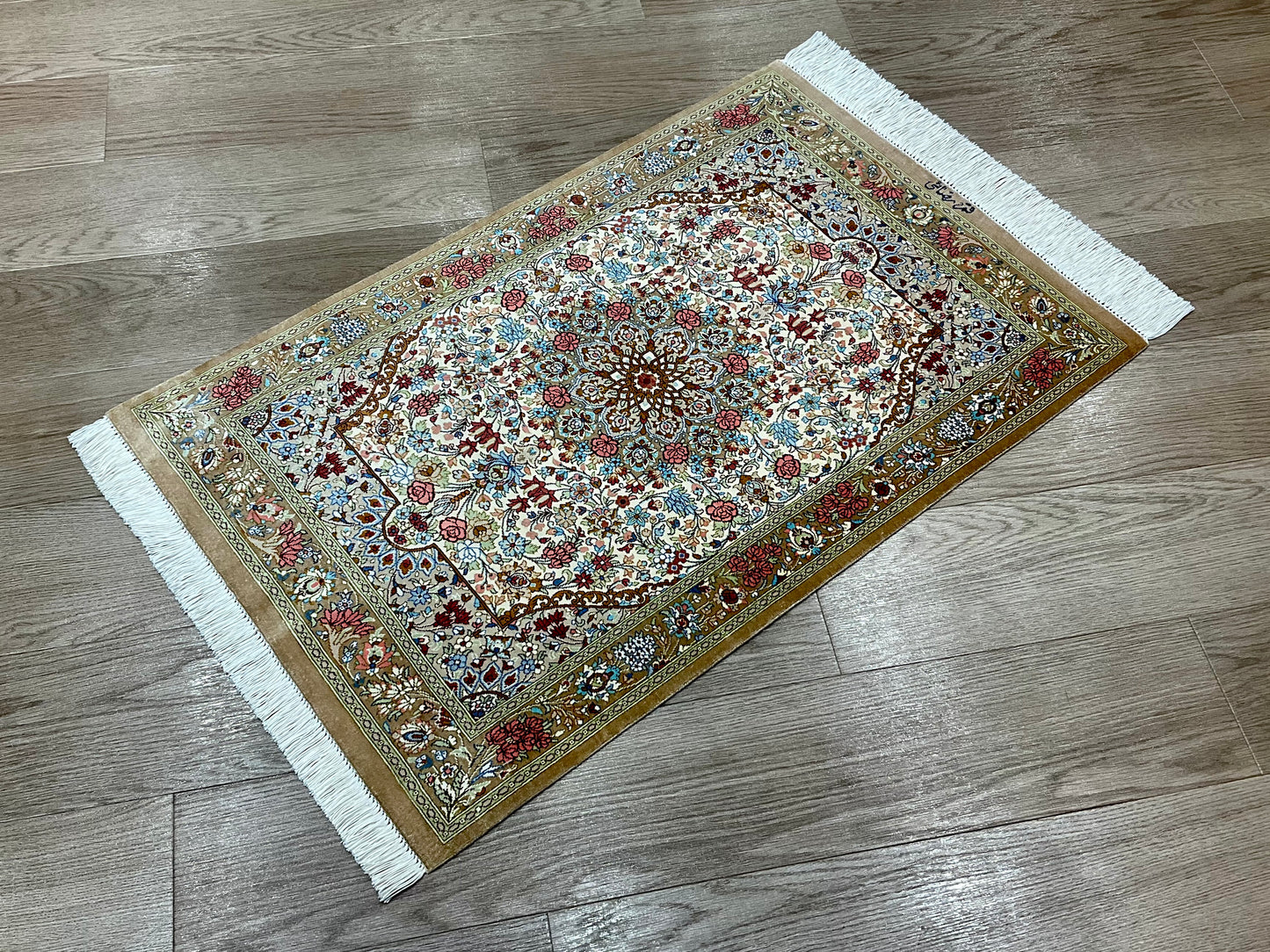 クム レザイ工房 92cm x 59cm A19135