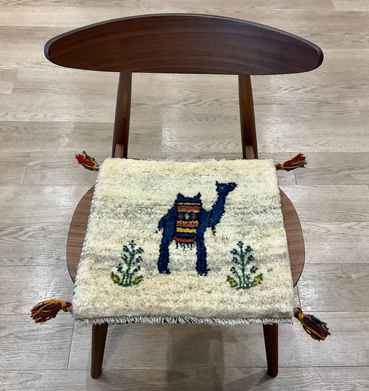 ギャッベ 41cm x 39cm AJ22589