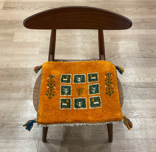 ギャッベ 43cm x 37cm AJ24747