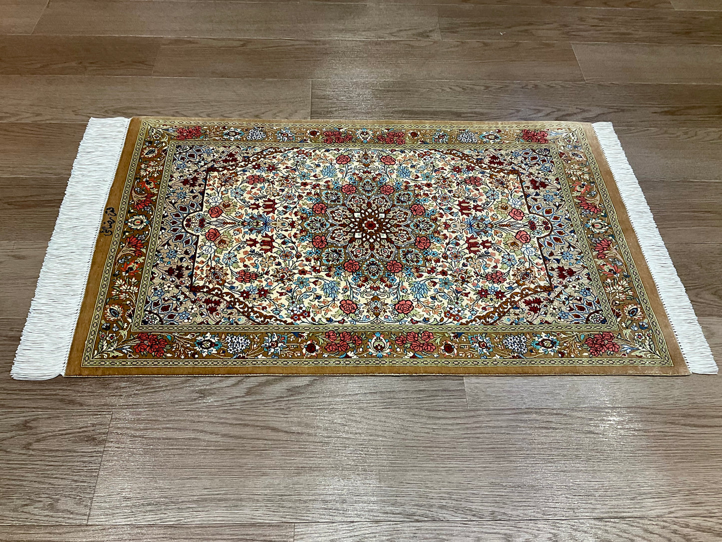 クム レザイ工房 92cm x 59cm A19135