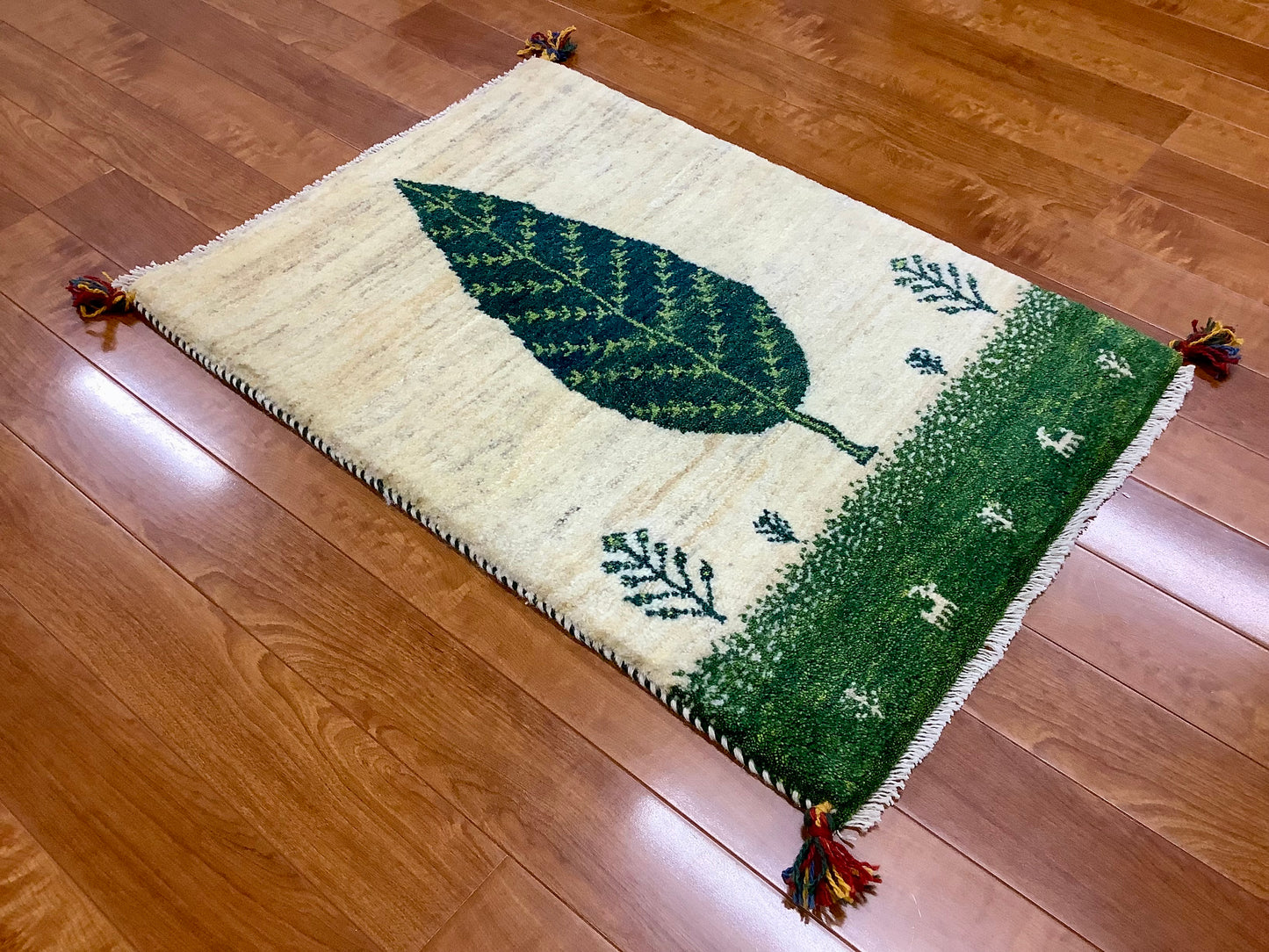 【オンライン限定】ギャッベ 87cm x 63cm RJ13730