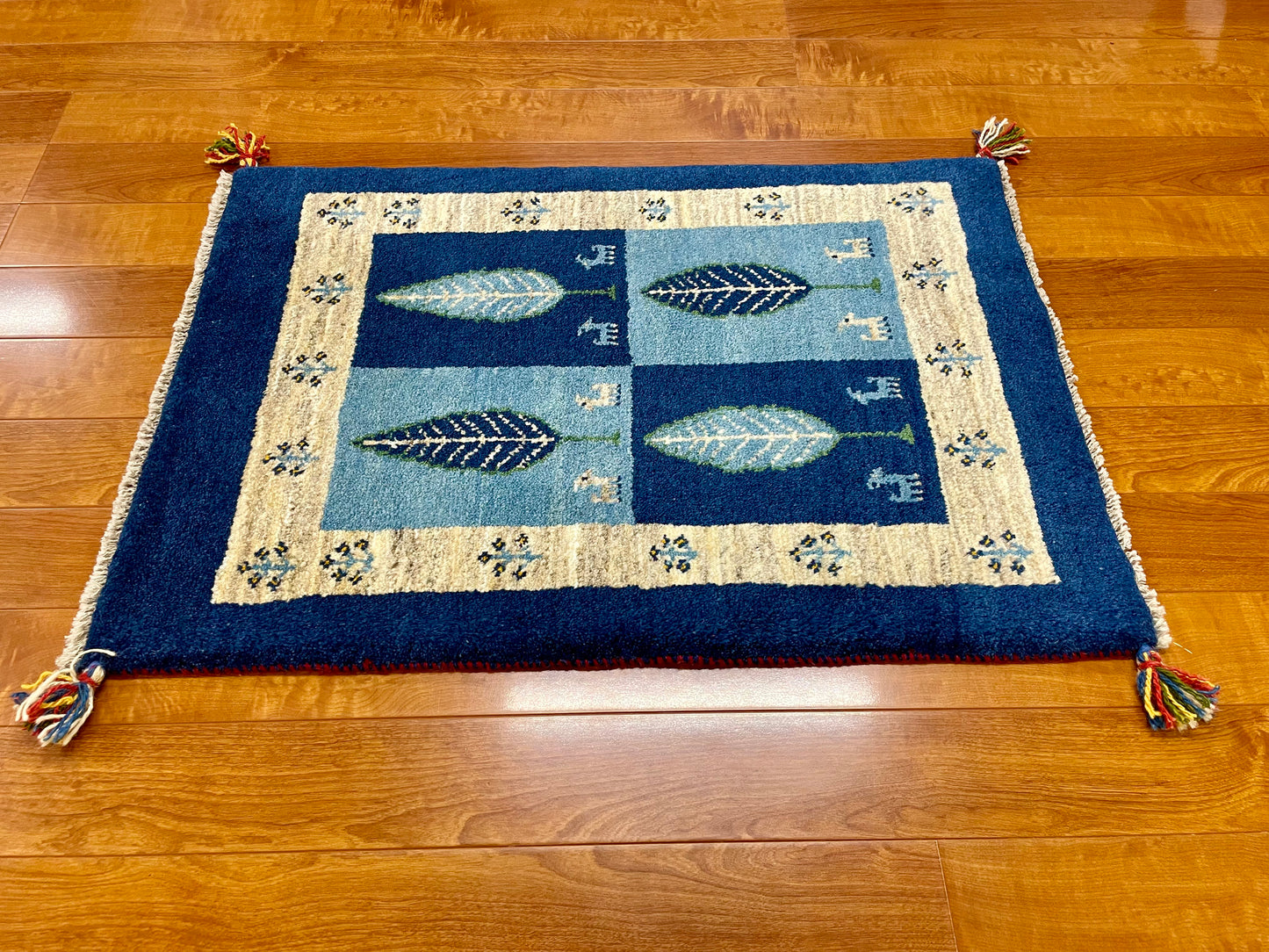 【オンライン限定】ギャッベ 90cm x 60cm RJ733
