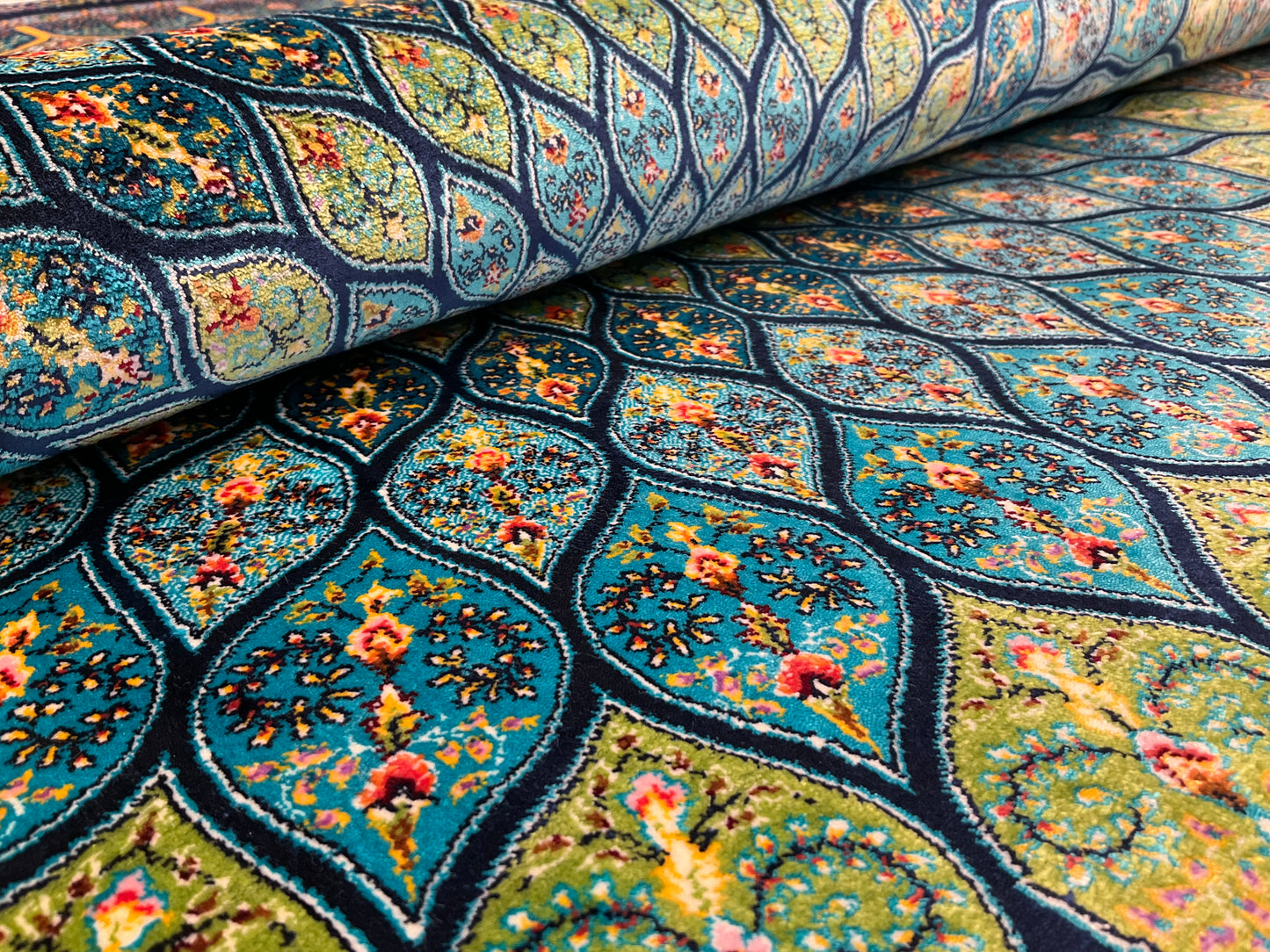 ペルシャンシルク 150cm x 100cm PS11023