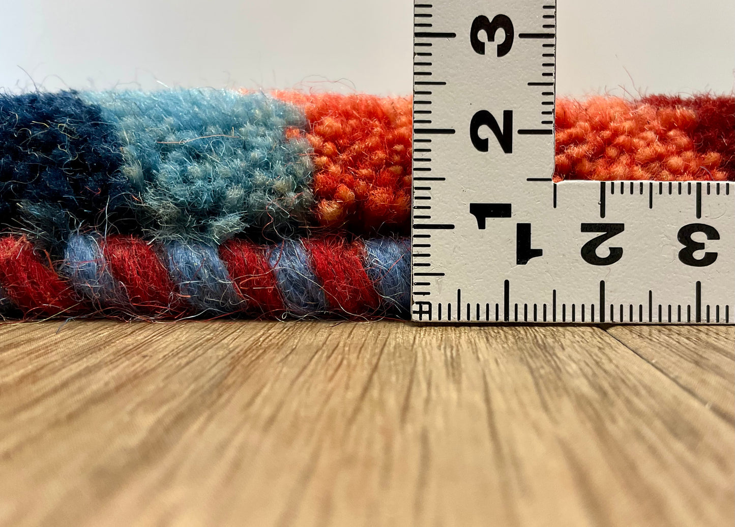 ギャッベ 40cm x 38cm Z90