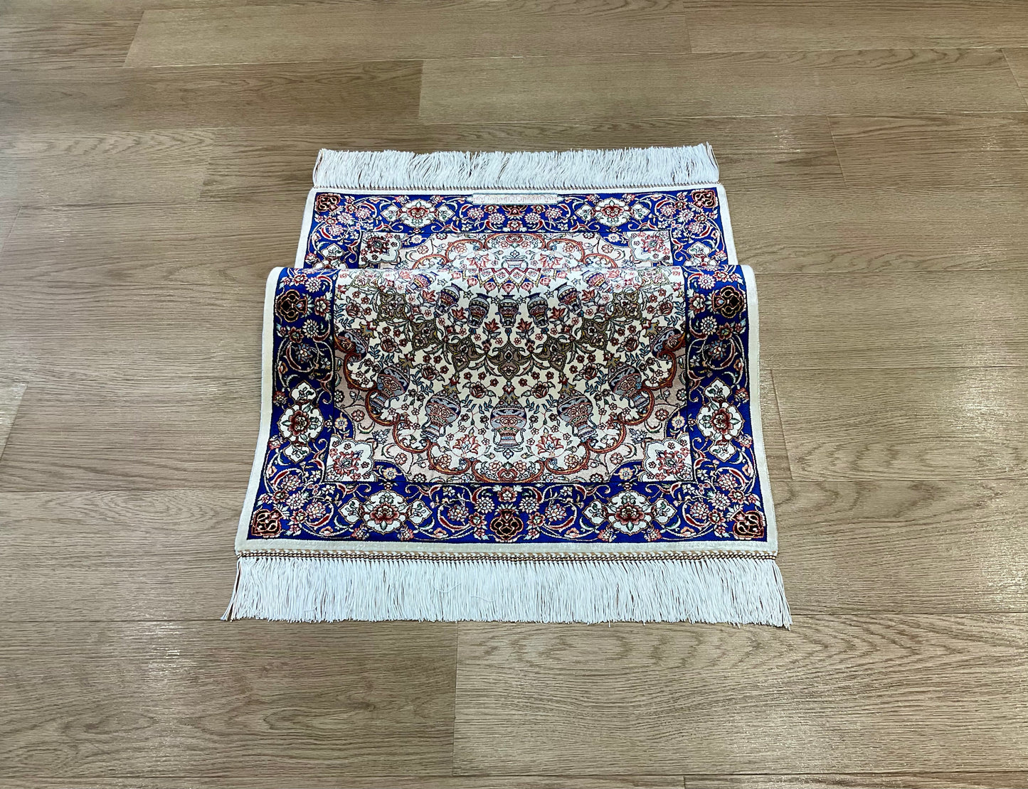 ペルシャンシルク 90cm x 60cm PS10561
