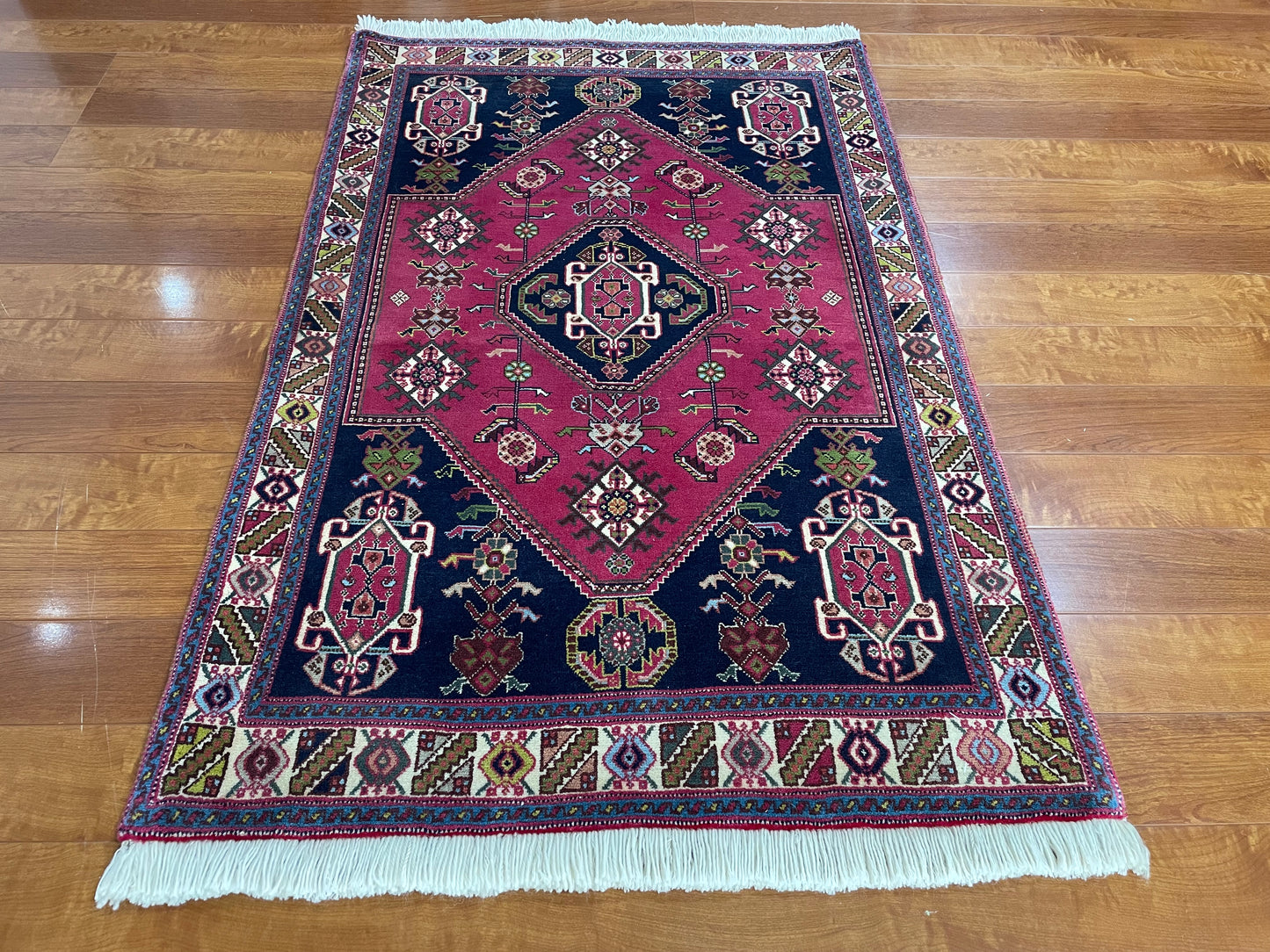 【オンライン限定】カシュガイ 125cm x 80cm PS7834