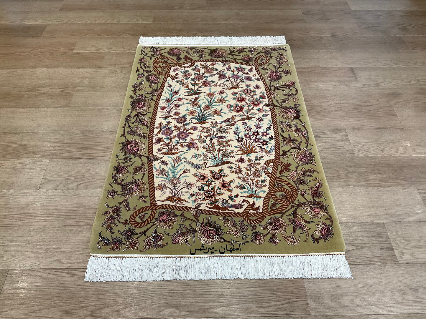 イスファハン ミルシャームス工房 124cm x 85cm PS10901