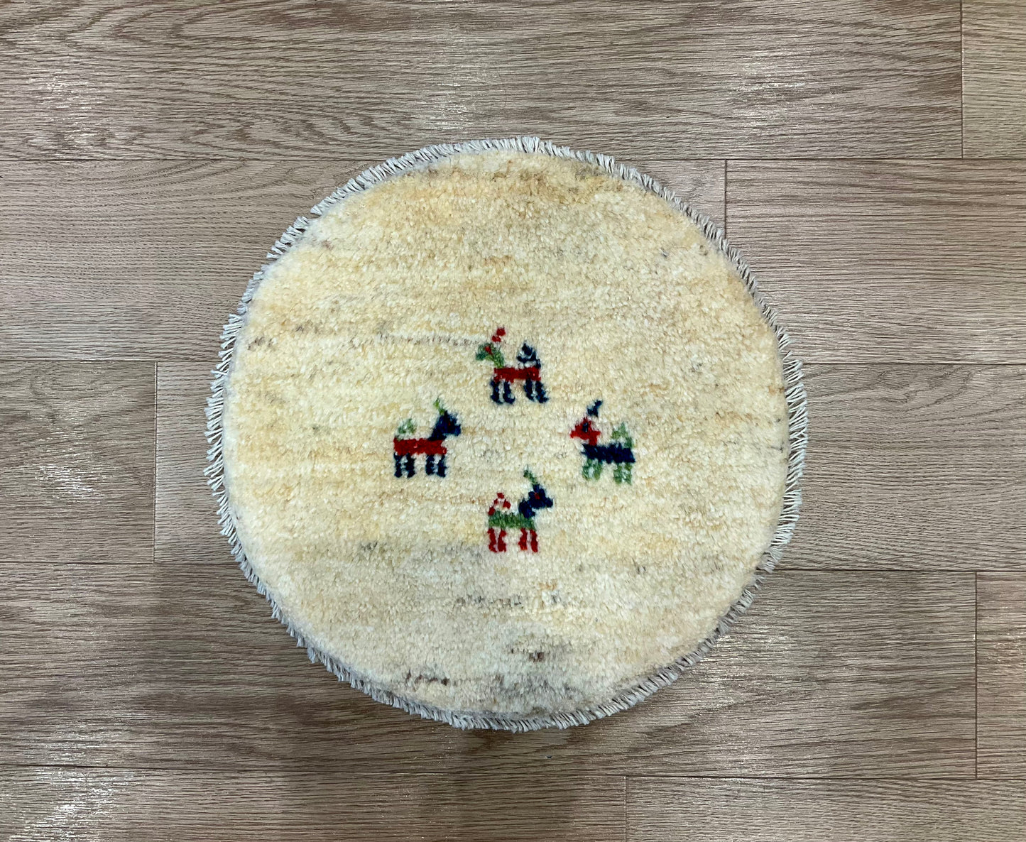 ギャッベ 42cm x 42cm T132