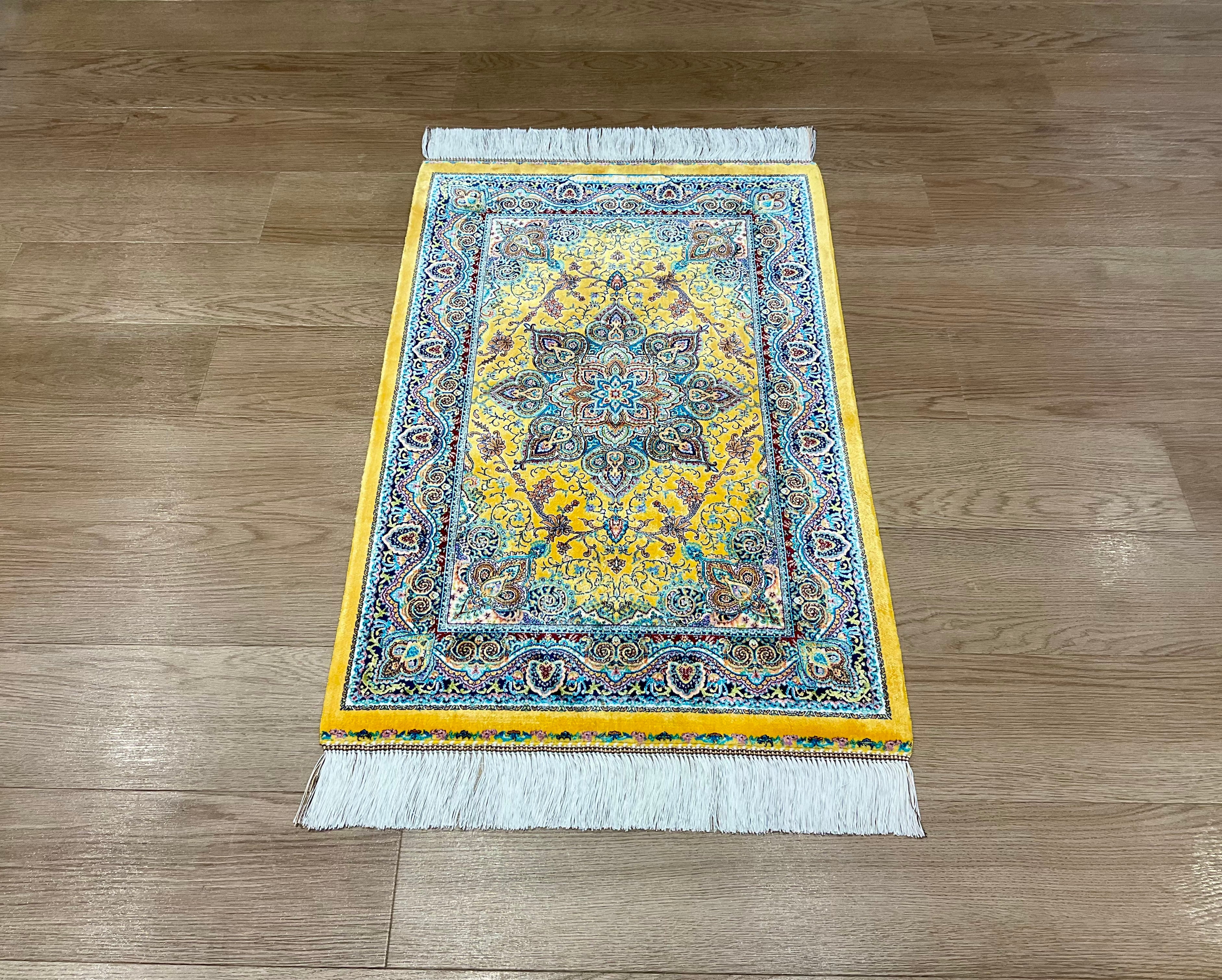 ペルシャンシルク 90cm x 60cm PS10940 – ペルシャ絨毯専門店