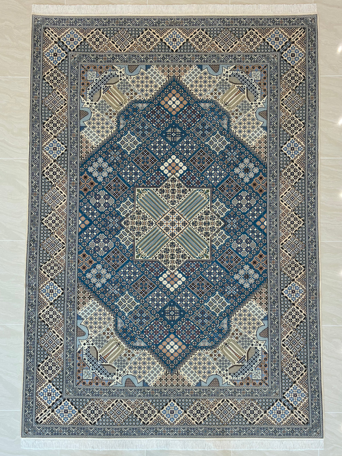 【千葉店】ナイン・シシラ 307cm x 207cm PS12518