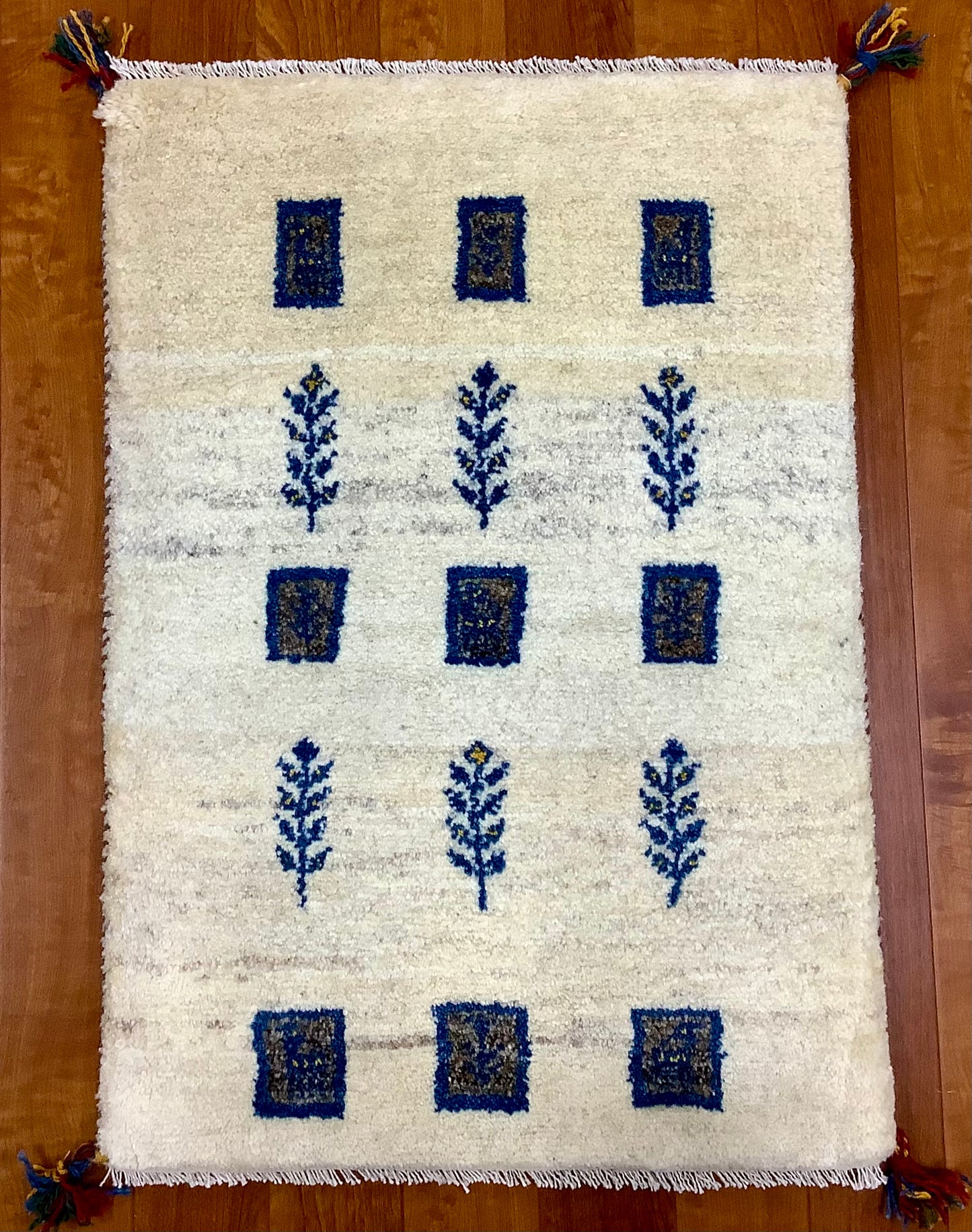 【オンライン限定】ギャッベ 87cm x 60cm RJ13751