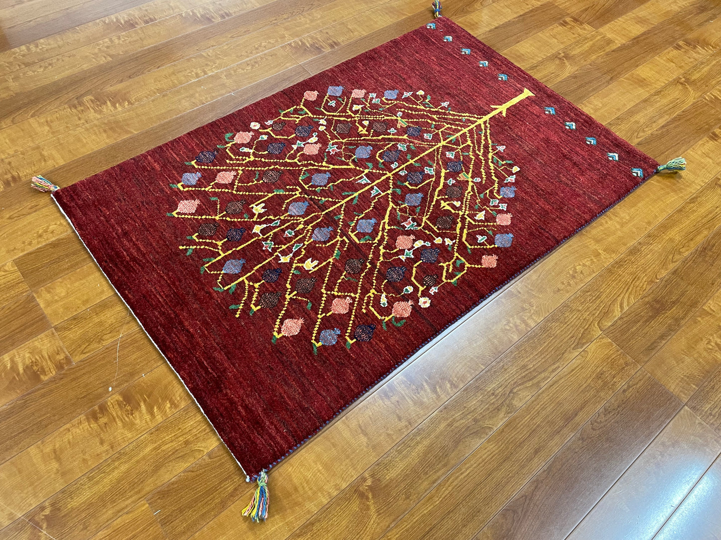 【オンライン限定】カシュクリギャッベ 133cm x 85cm RJ14830
