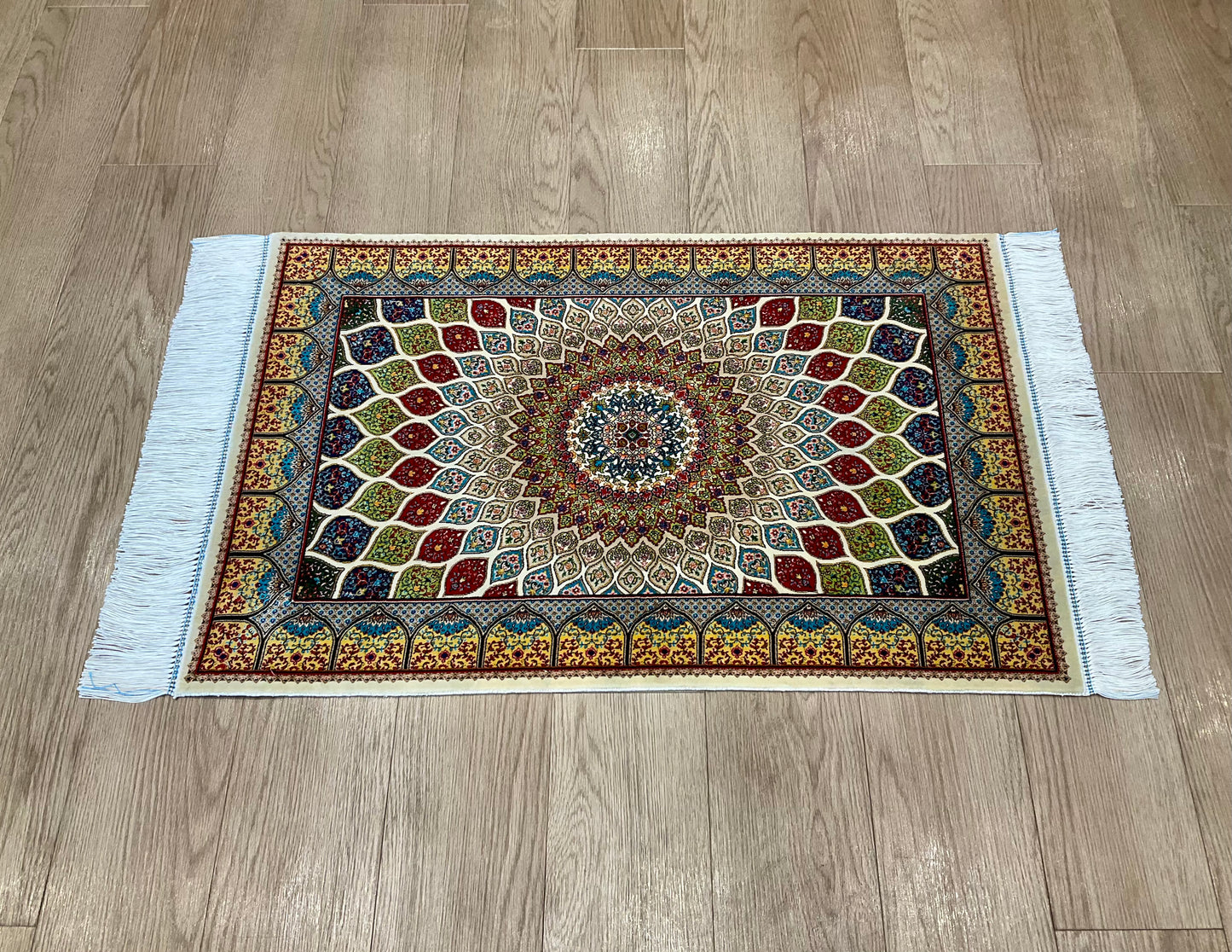ペルシャンシルク 90cm x 60cm PS10770