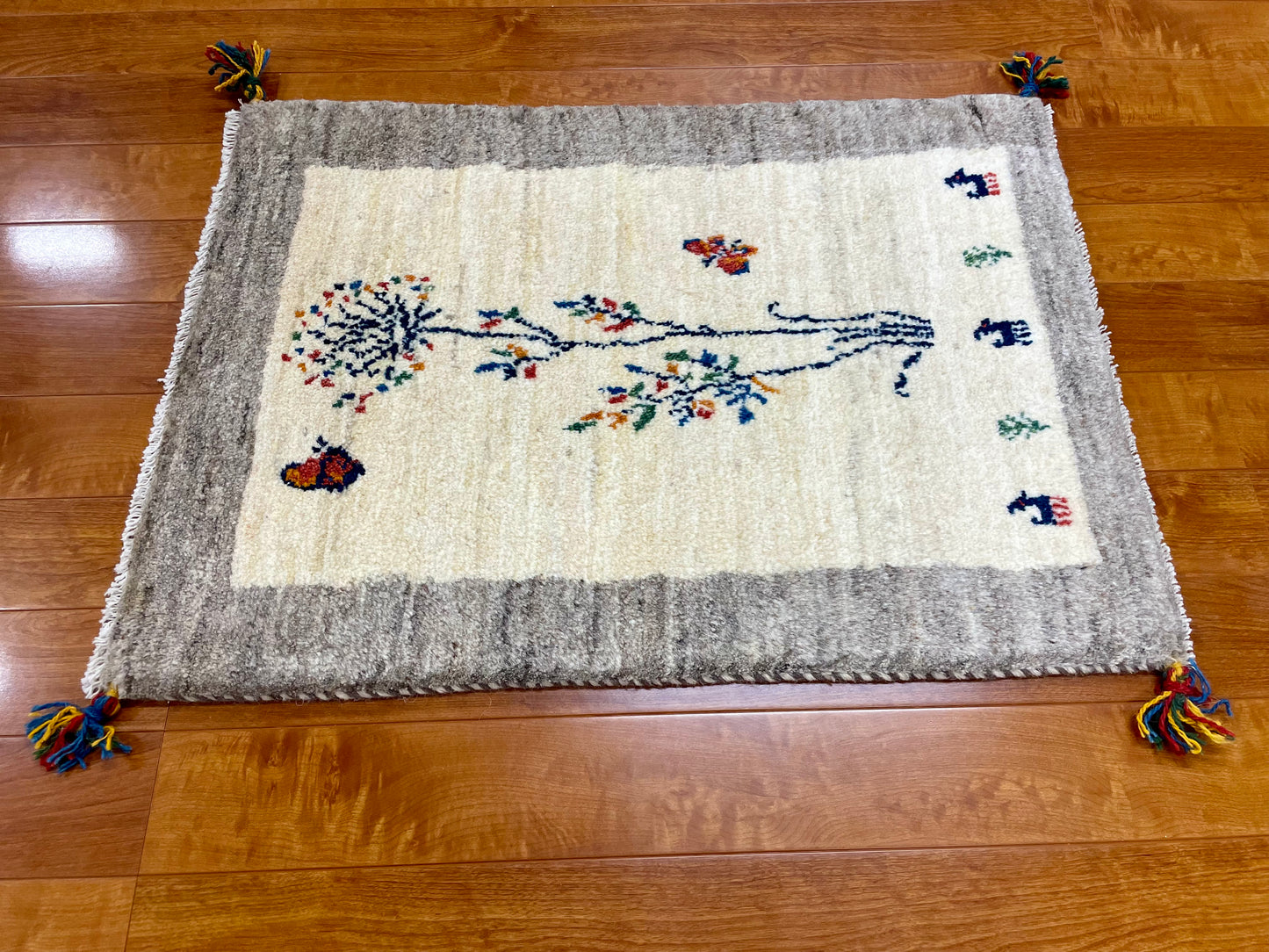 【オンライン限定】ギャッベ 87cm x 63cm RJ14186