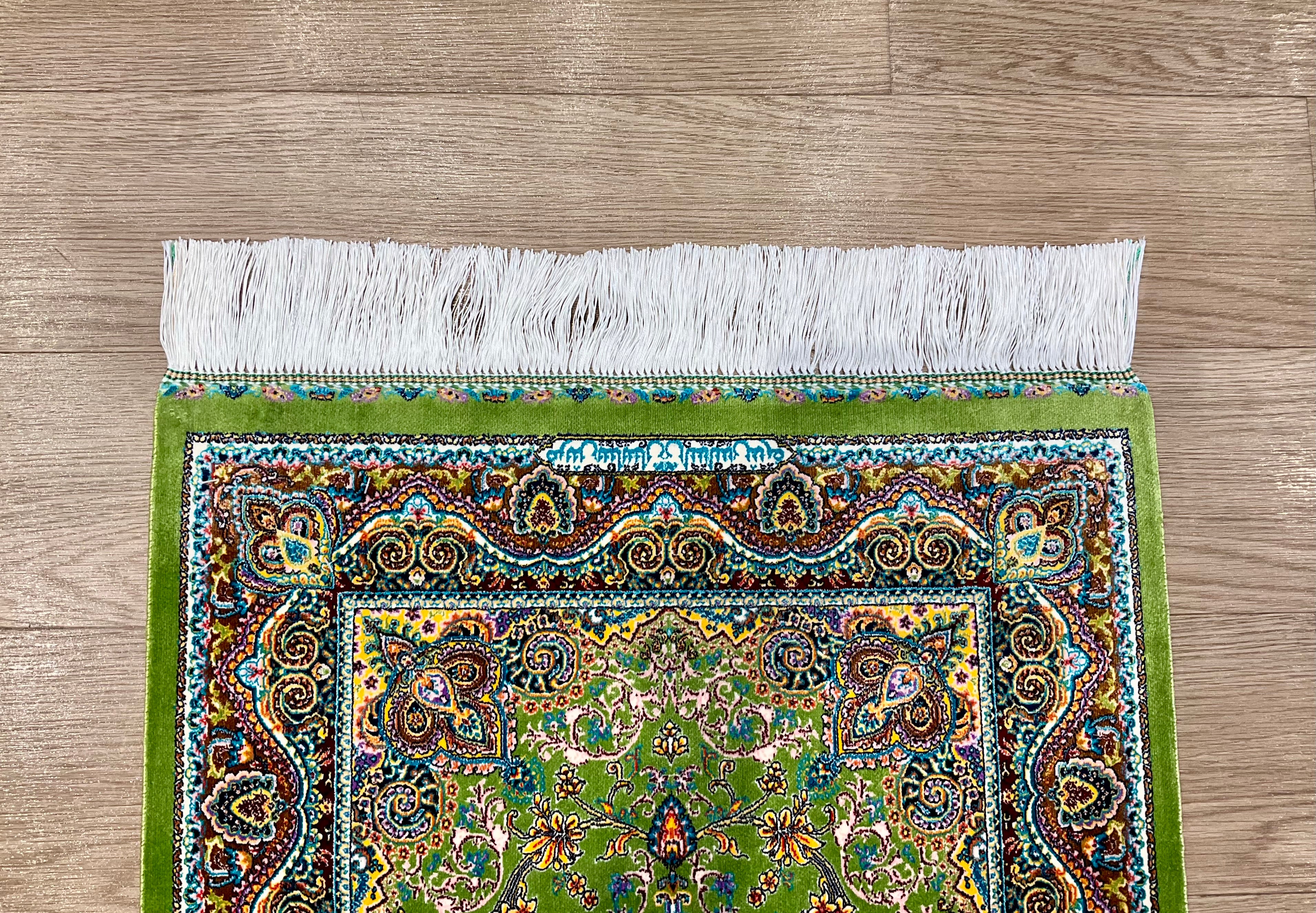 ペルシャンシルク 90cm x 60cm PS10826 – ペルシャ絨毯専門店