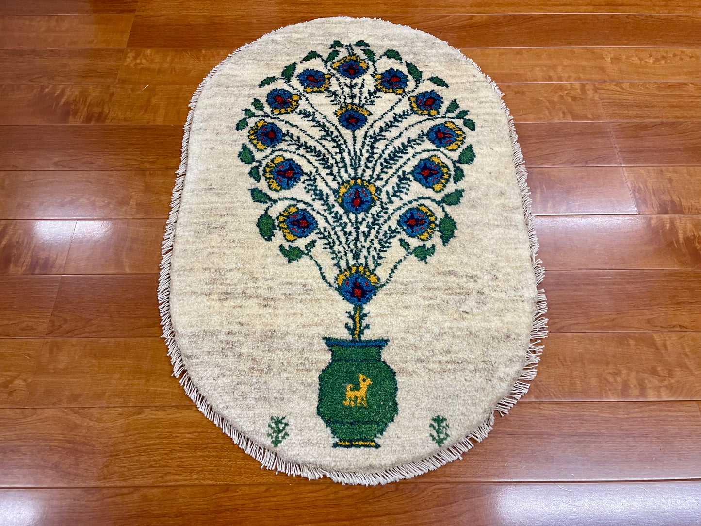 【オンライン限定】ギャッベ 88cm x 58cm (楕円形) RJ12588