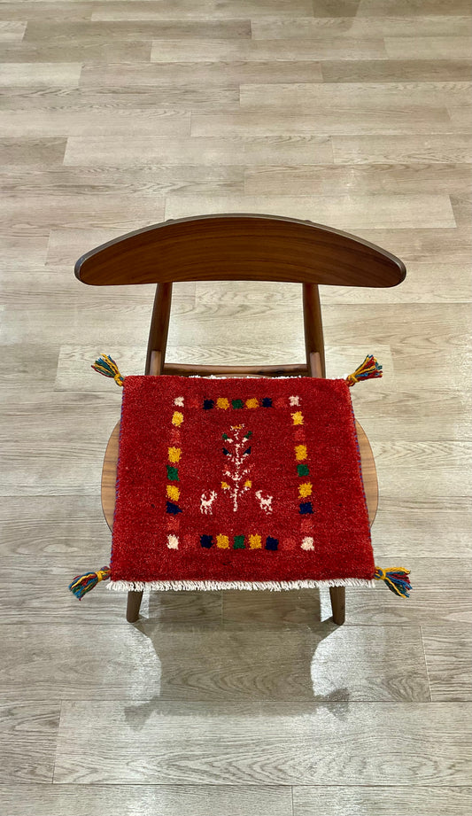 ギャッベ 43cm x 40cm Z490