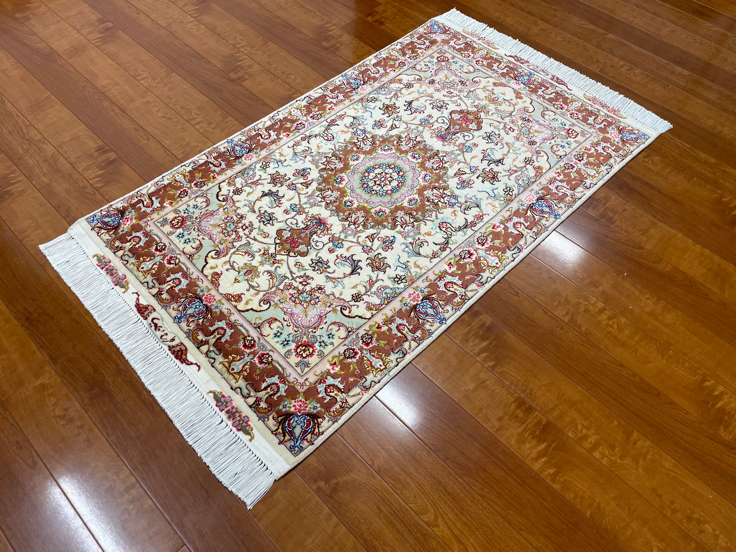 【オンライン限定】タブリーズ  ウリア工房 128cm x 80cm PS5298