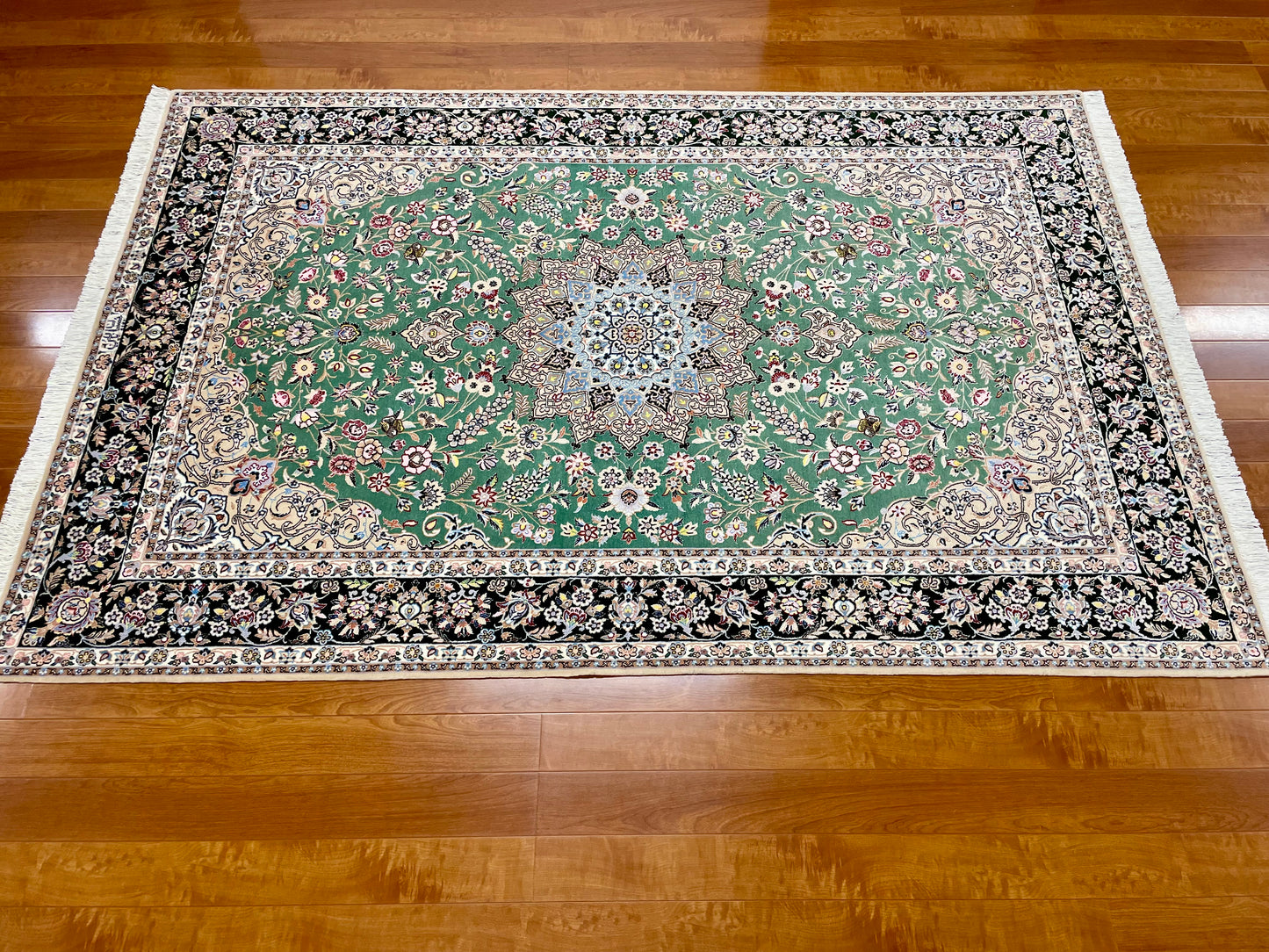 【オンライン限定】ナインシシラ ハビビアン工房 233cm x 154cm PS2265