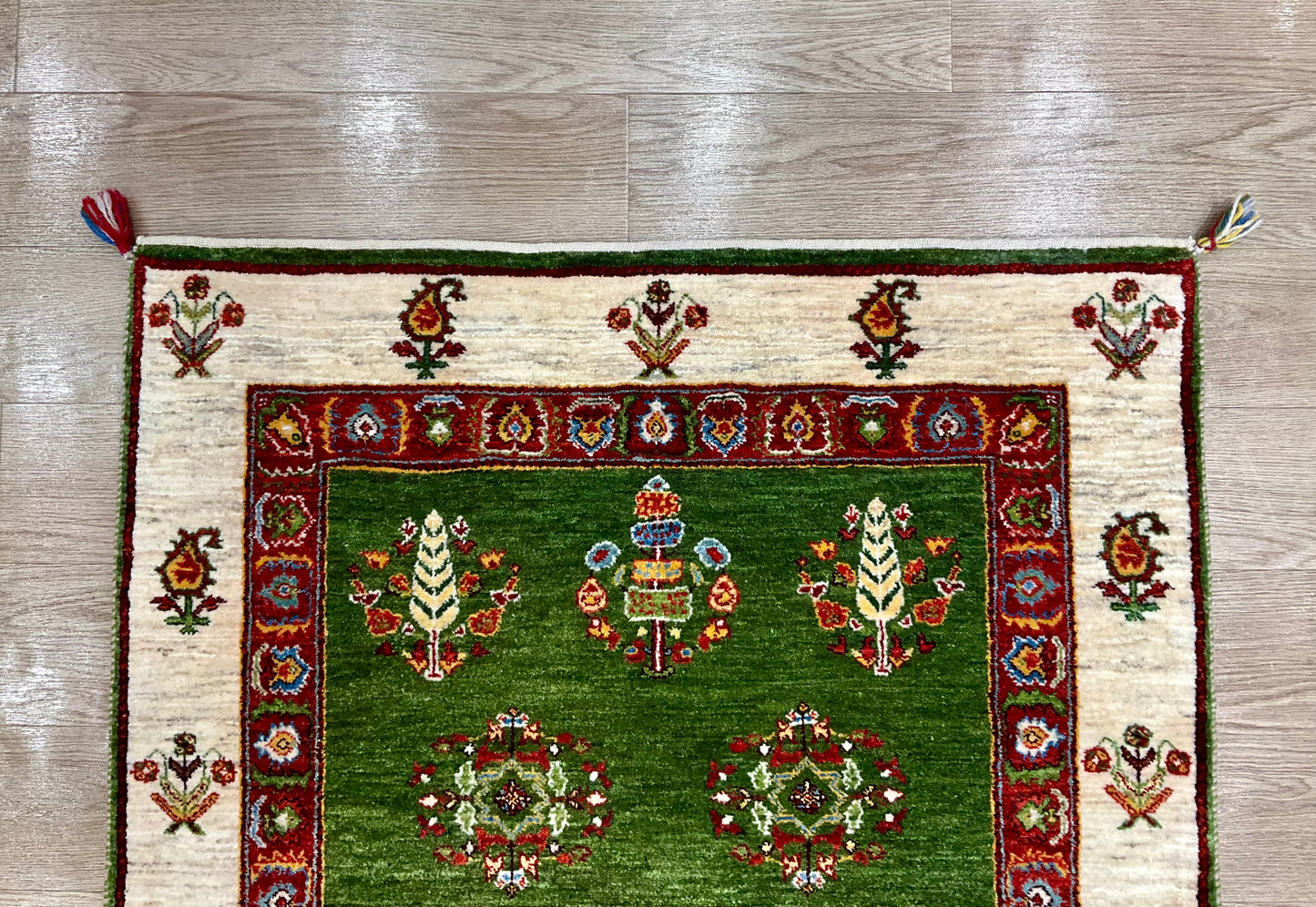 カシュクリ 146cm x 102cm  RJ2951