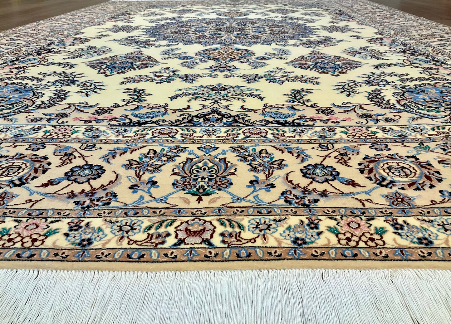 ナインシシラ ハビビアン工房 300cm x 200cm NT13671
